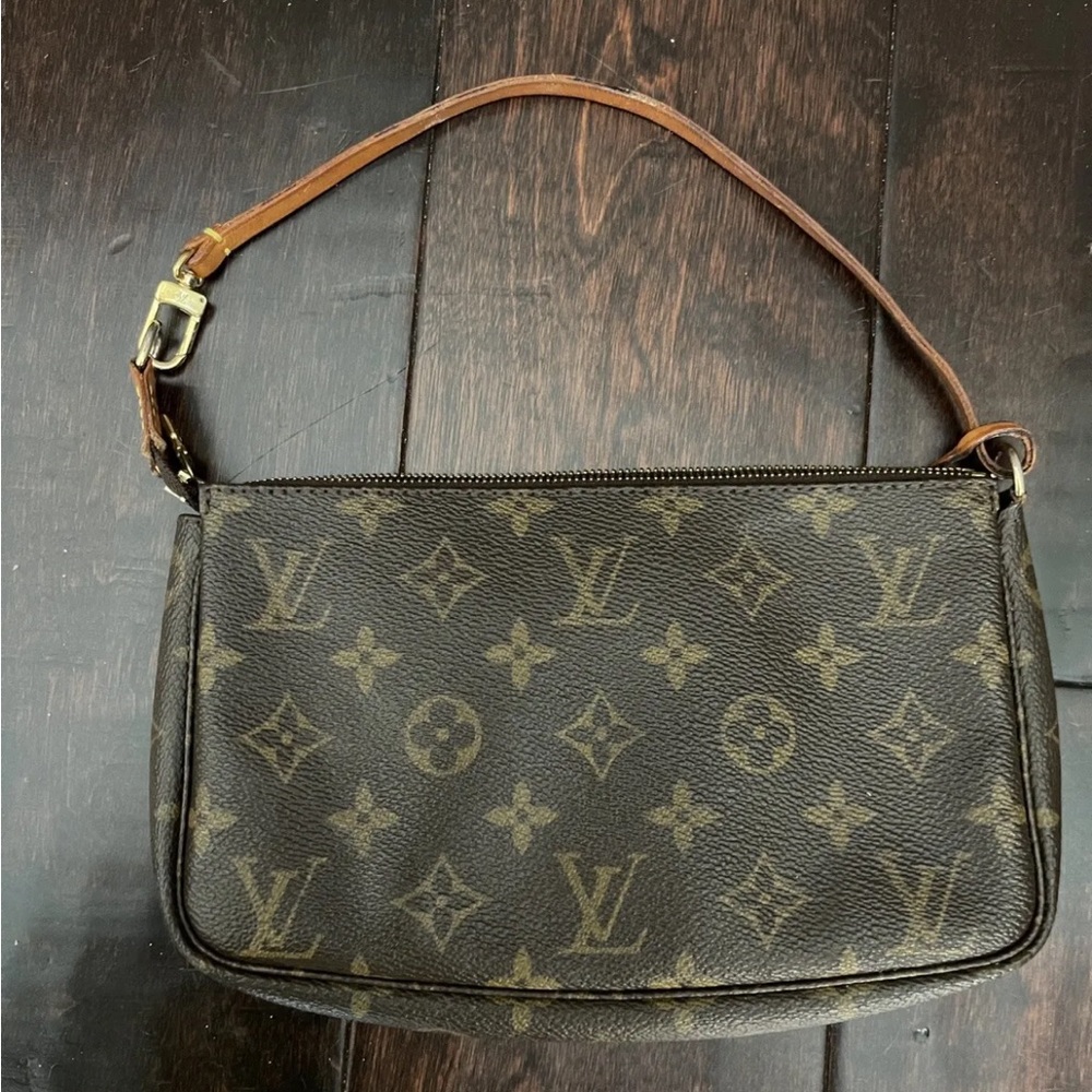 Louis Vuitton Pochette Accessoires Brown Canvas Coated Monogram